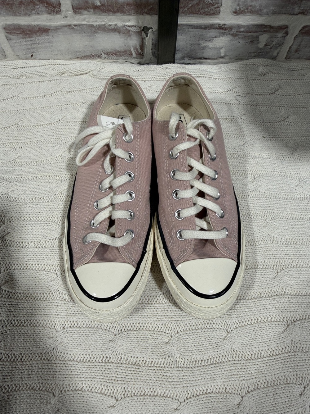 Chuck Taylor Classic Low-Top Canvas Sneakers - Dusty Pink